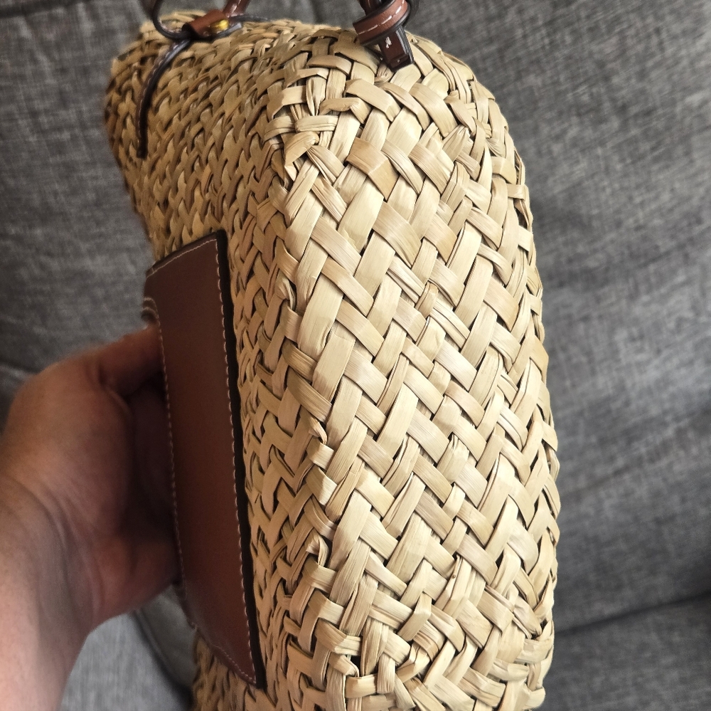 House of Harlow 1960 Woven Straw Bucket Bag with Brown Leather Trim - Picture 5 of 6